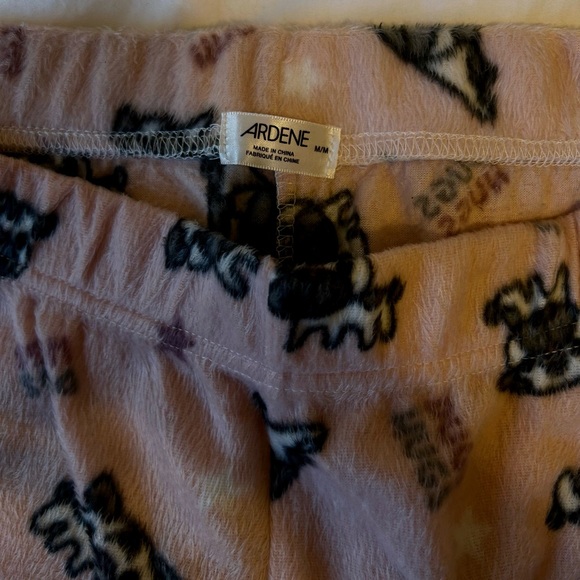 🩵 3/$20 🩵 Ardene Pug Hug plush pajama shorts - Picture 5 of 5
